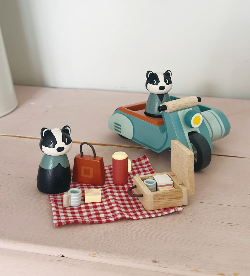 Tender Leaf Badger Picnic Wooden Motorbike Play Set