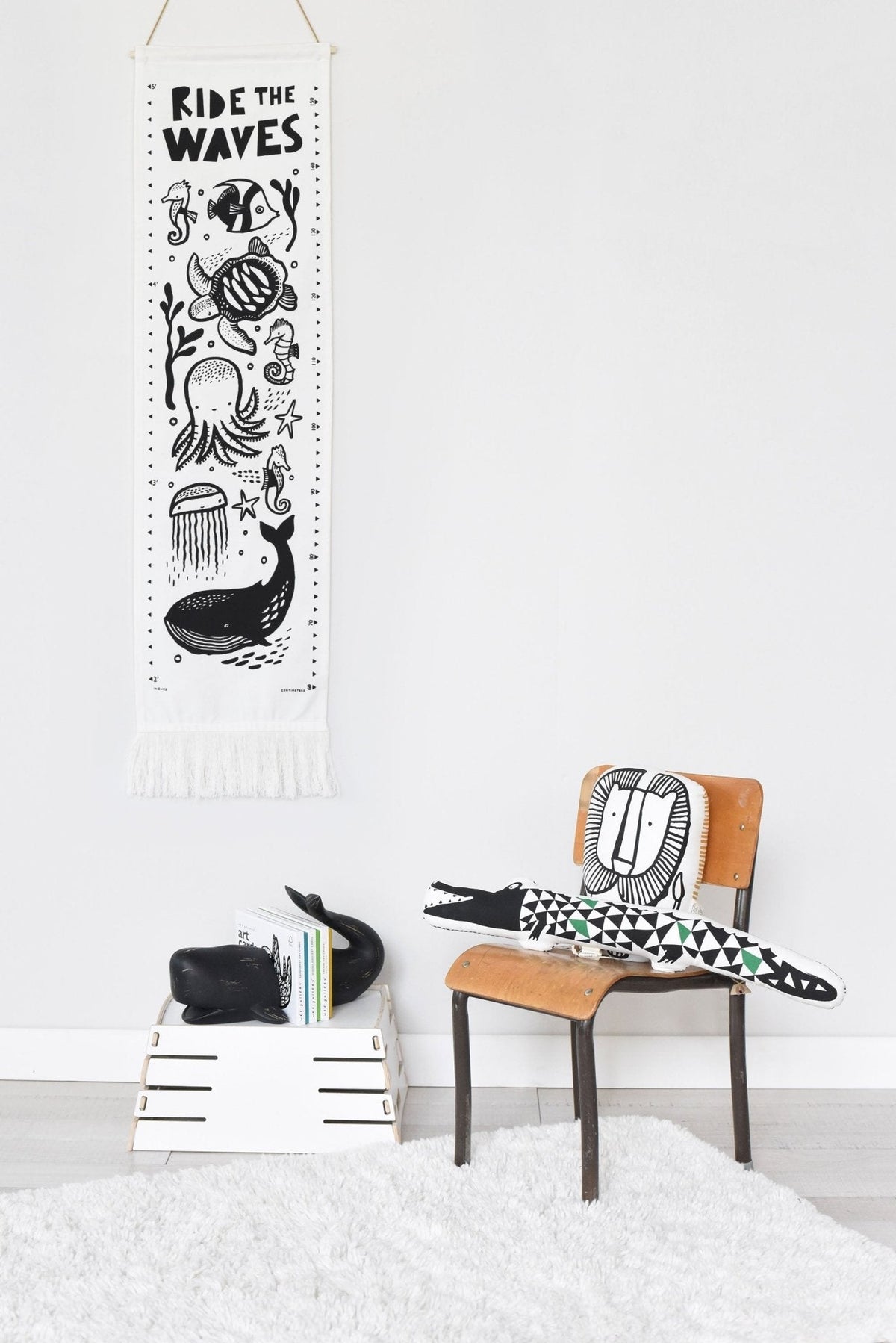 Canvas Growth Chart - Ocean - The Baby Penguin