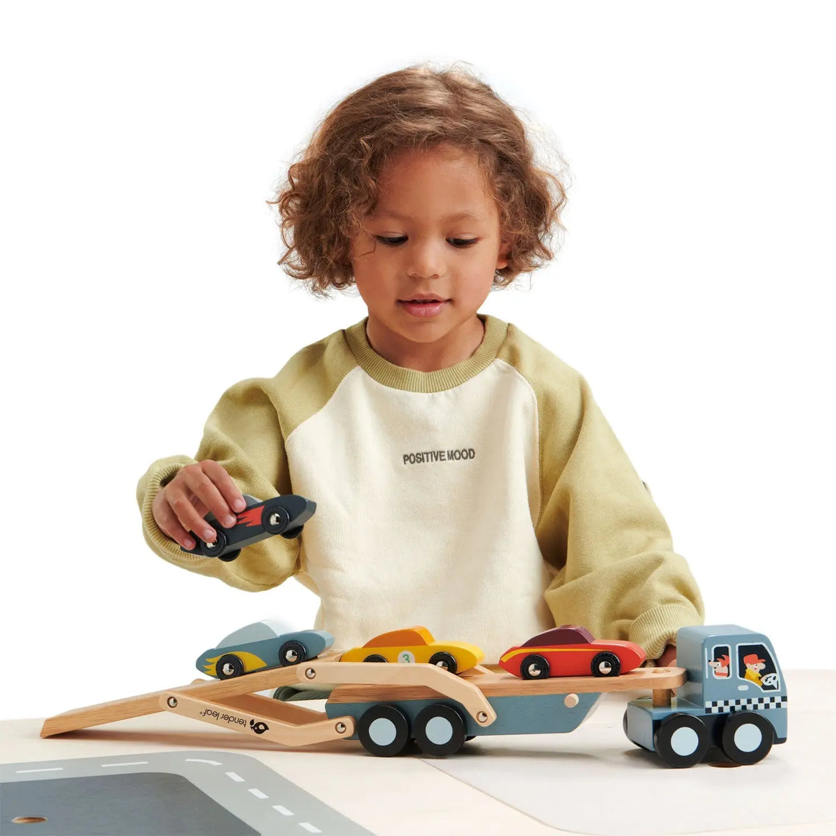 Tender Leaf Wooden Car Transporter with Four Cars
