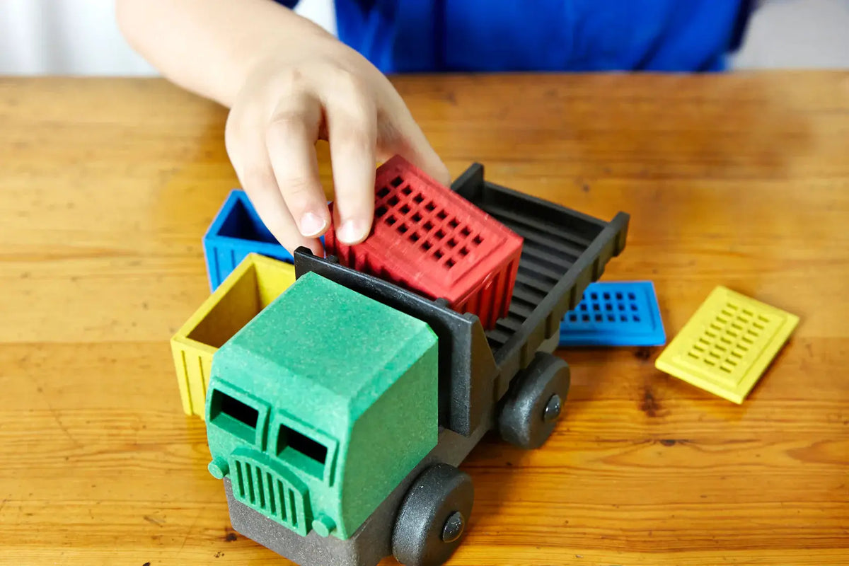 Luke's Toy Factory Cargo Truck – 9-Piece Puzzle by Luke's Toy Factory – product image 5