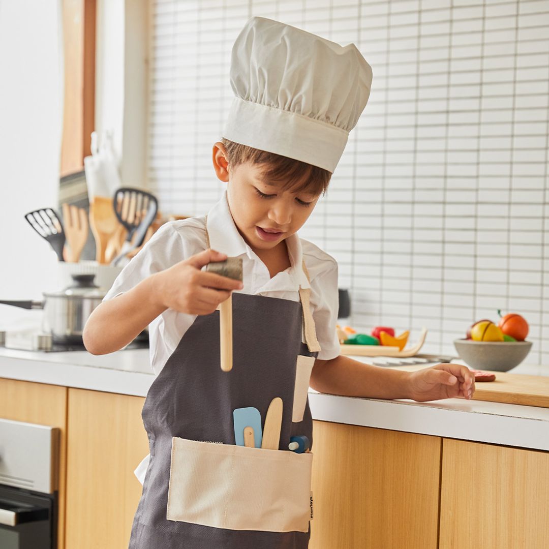 PlanToys Pretend Play Chef Set with Apron and Hat