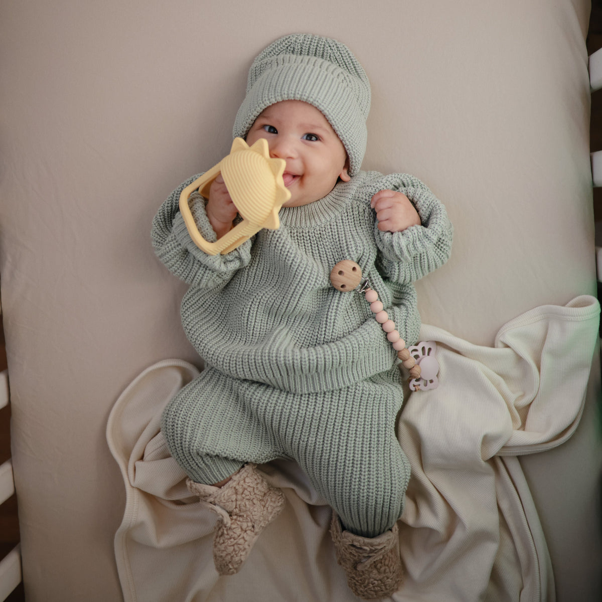 Chunky Knit Sweater - The Baby Penguin