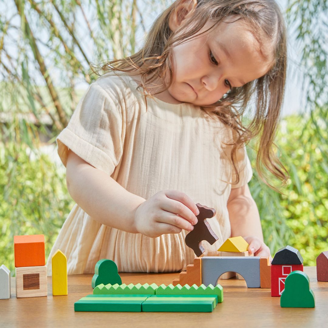 PlanToys Country Wooden Building Blocks, 27 Pieces
