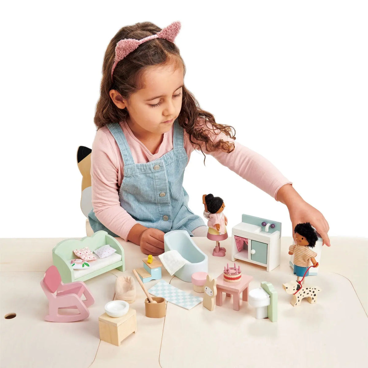 Tender Leaf Countryside Dollhouse Furniture Set
