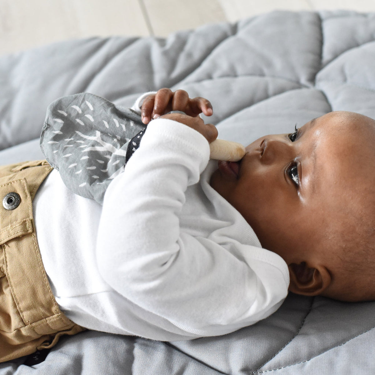 Crinkle Teether - Starfish - The Baby Penguin