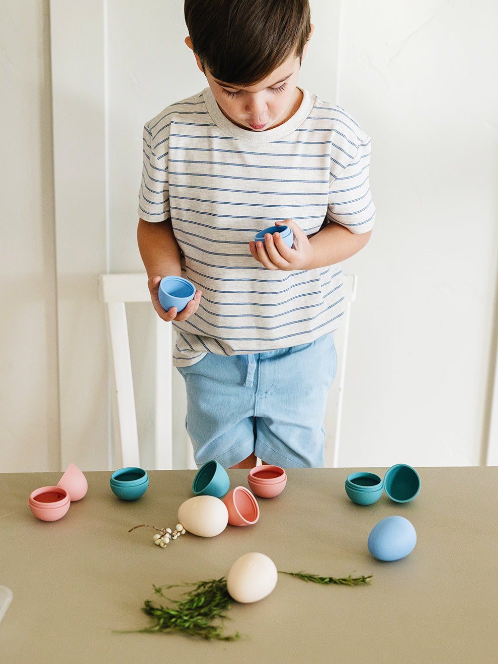 Earth Eggs Collection - The Baby Penguin