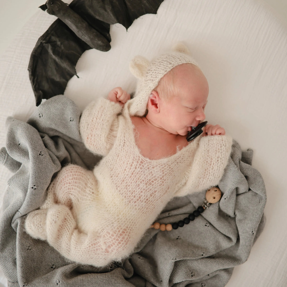 Extra Soft Muslin Crib Sheet | crib sheets | The Baby Penguin