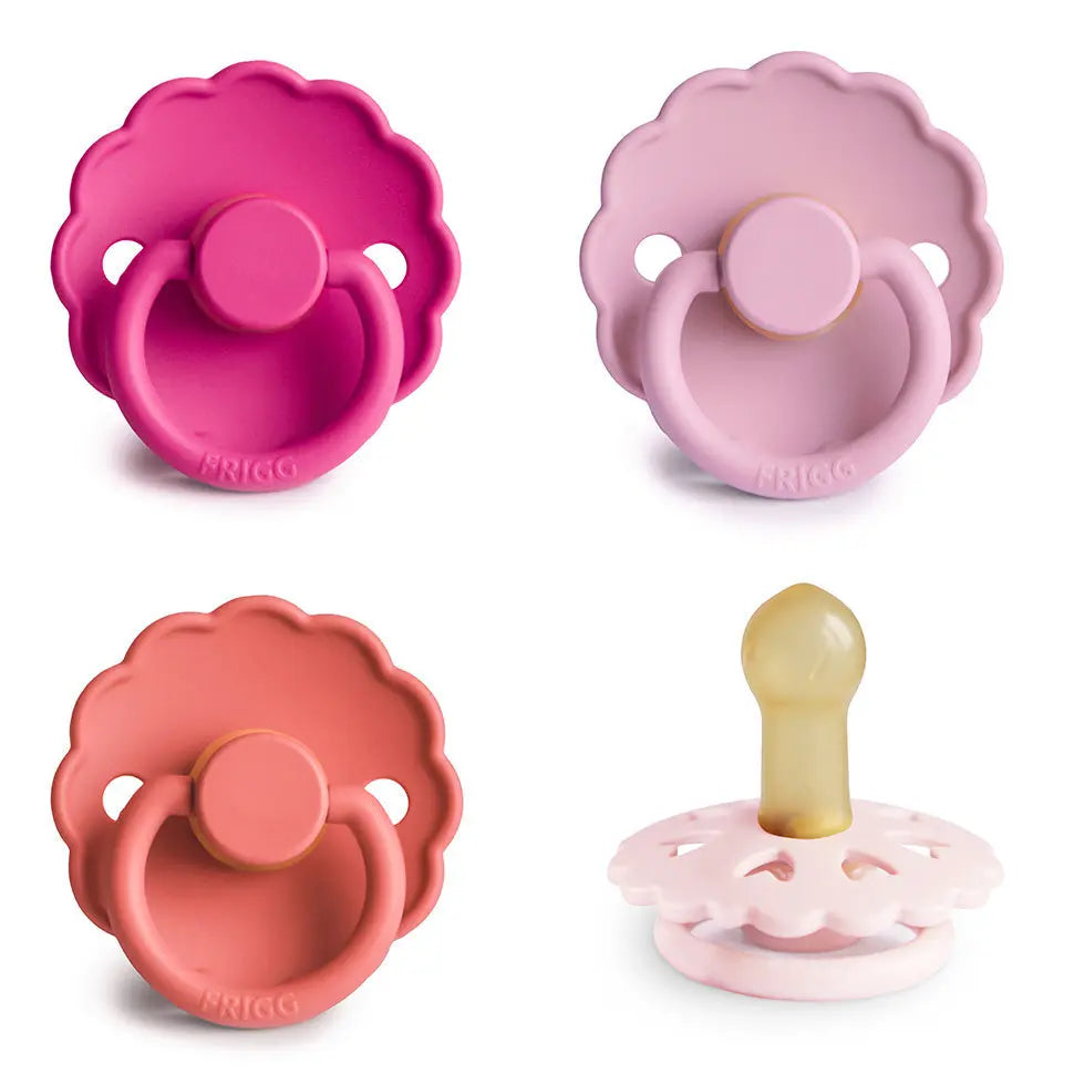 FRIGG Natural Rubber Pacifier 4-Pack | RUBBER FRIGG PACIFIERS | The Baby Penguin