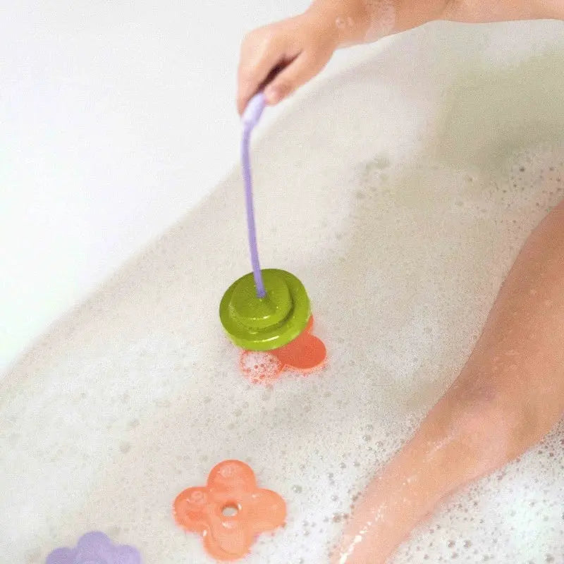 Fishing Frog Pond – Kids Bath Fishing Game for Toddlers | | The Baby Penguin