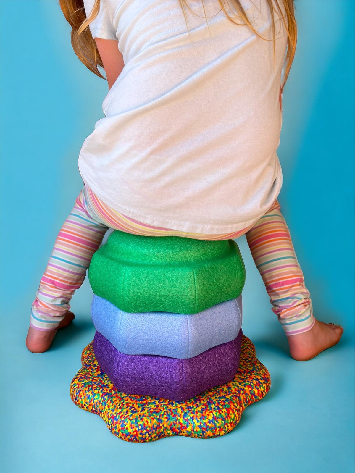 Flower-Shaped Rainbow Confetti Balance Board – additional product view