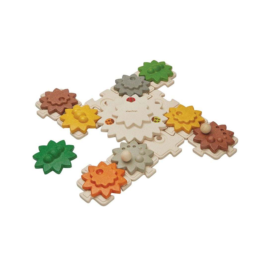 PlanToys Wooden Gears and Puzzles Set, 22 Pieces