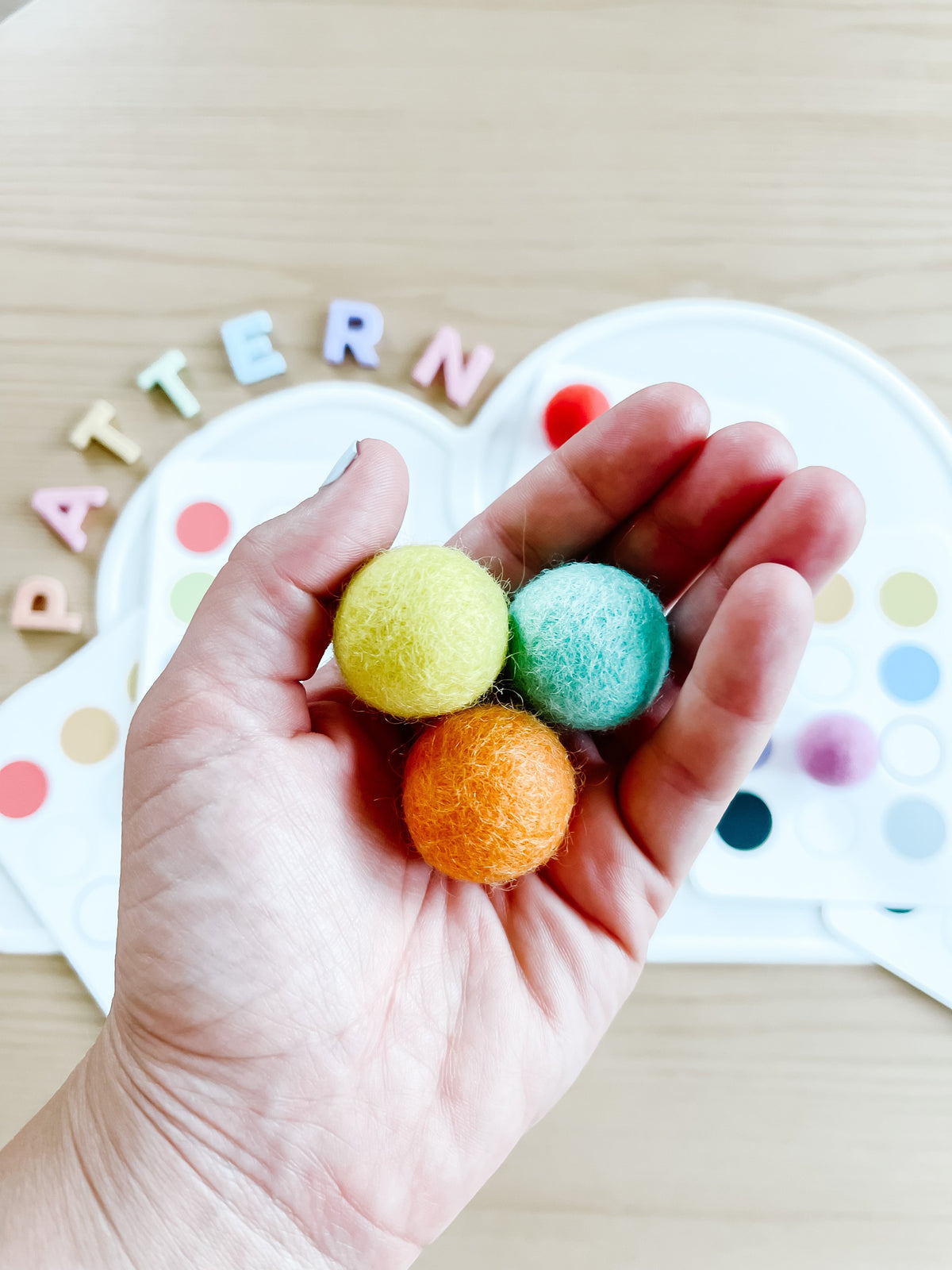 Grid Pattern Ball Flashcards - The Baby Penguin