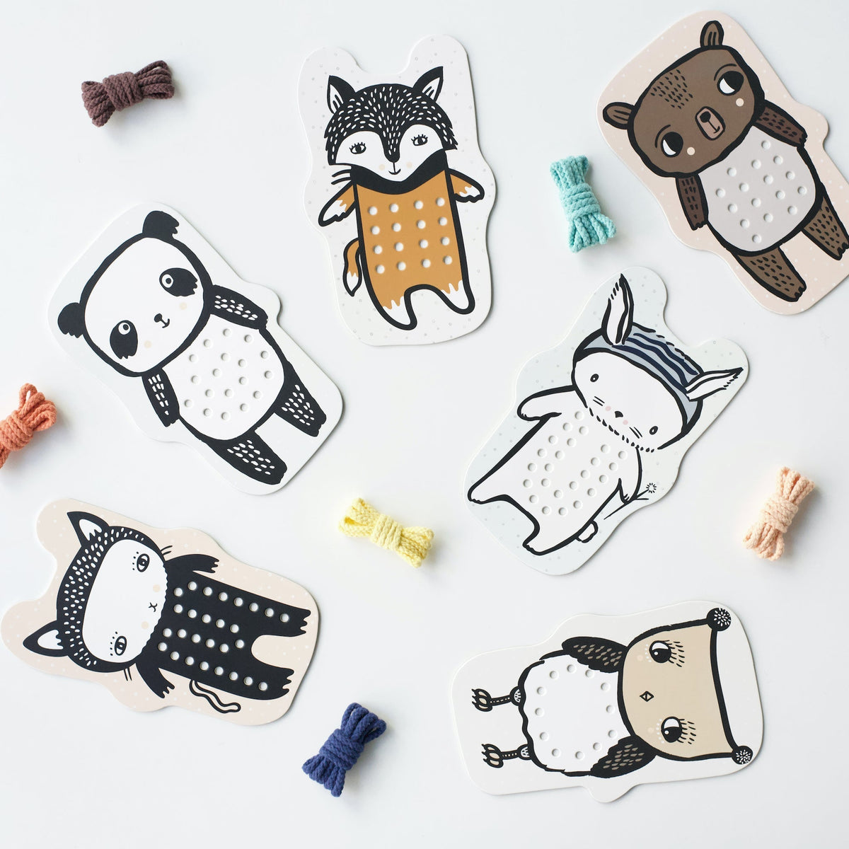 Lacing Cards - Baby Animals - The Baby Penguin