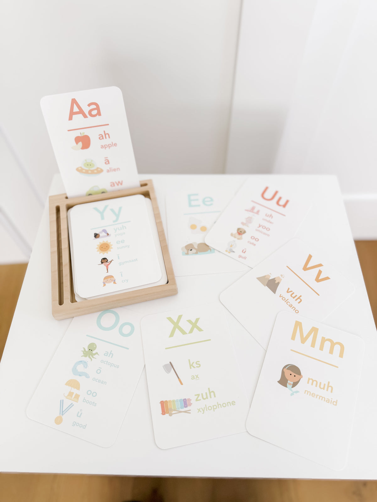 Letter Sounds Phonics Flashcards - The Baby Penguin