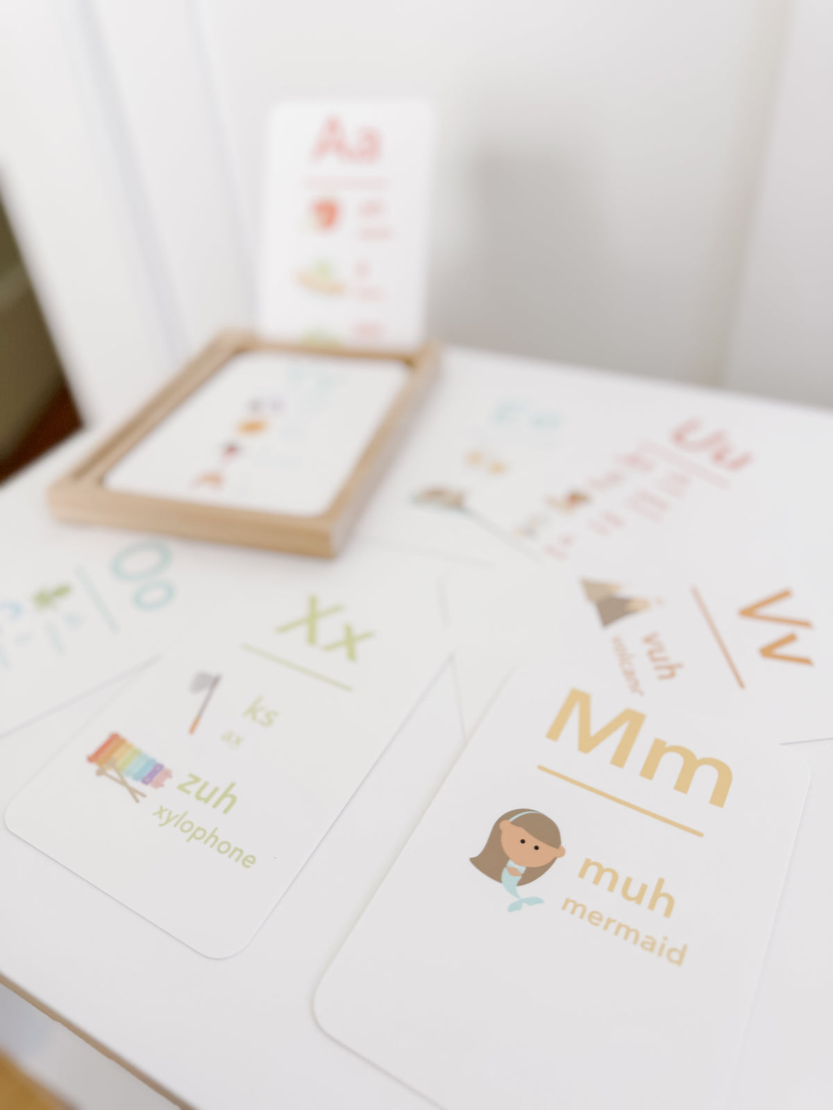 Letter Sounds Phonics Flashcards - The Baby Penguin