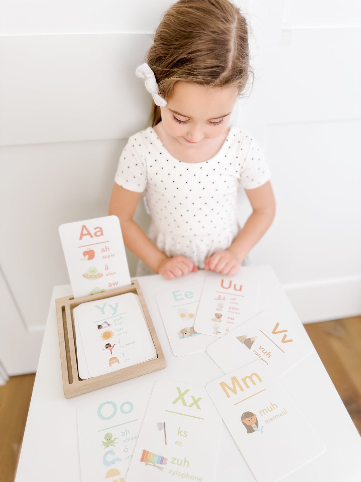 Letter Sounds Phonics Flashcards - The Baby Penguin