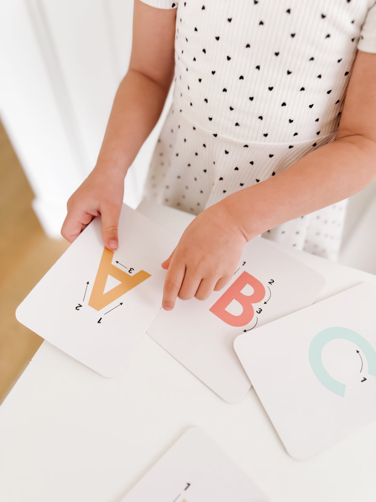 Letter Tracing Flashcards - The Baby Penguin