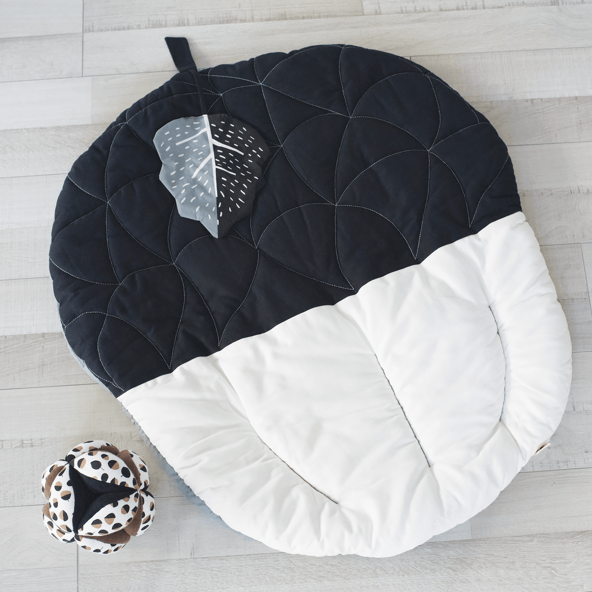 Little Acorn Bundle - The Baby Penguin