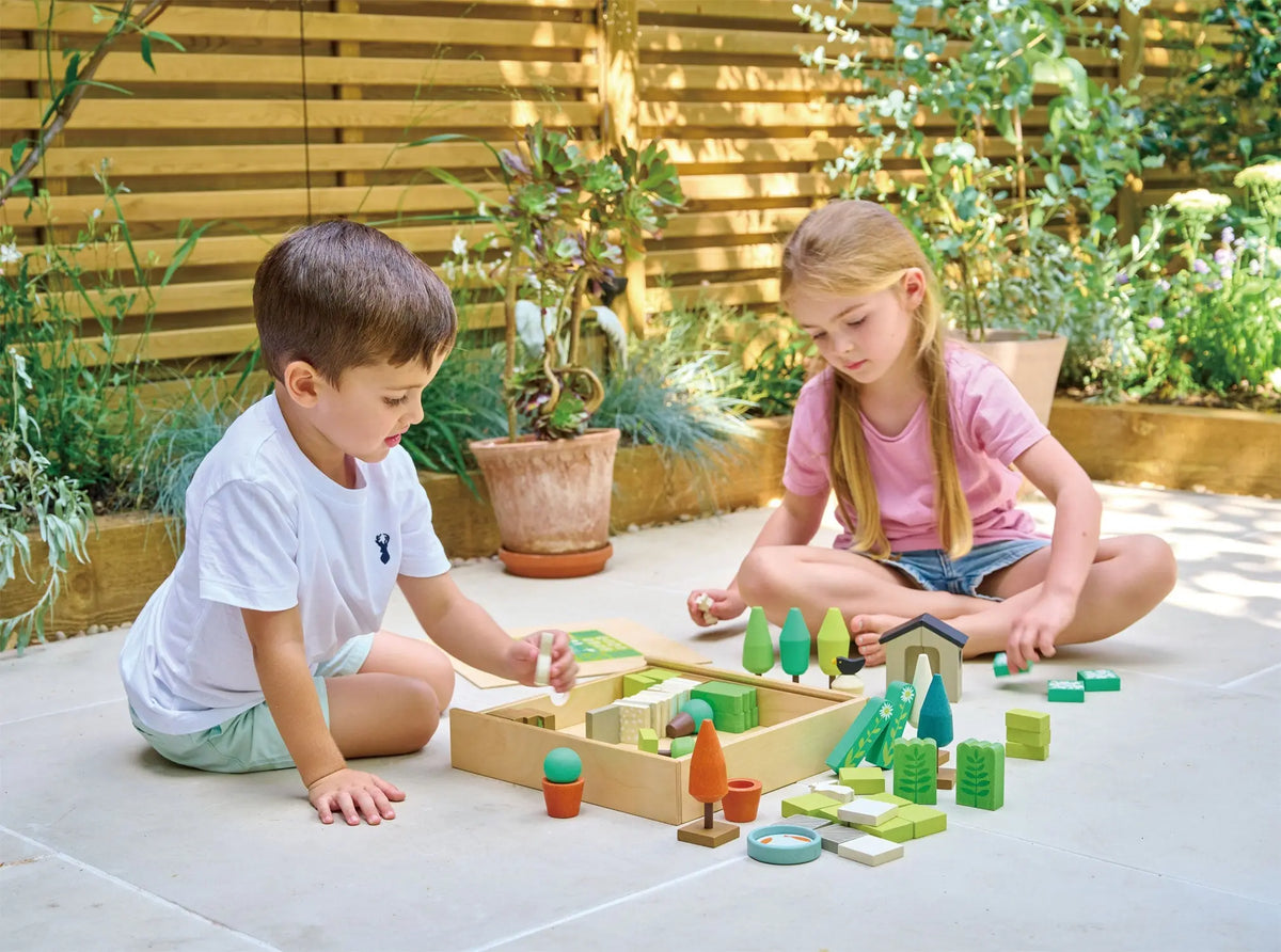Tender Leaf Little Garden Designer Wooden Building Set