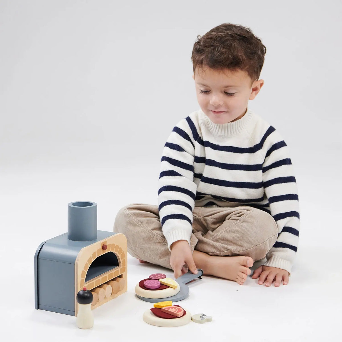 Tender Leaf Make Me a Pizza Wooden Play Oven Set
