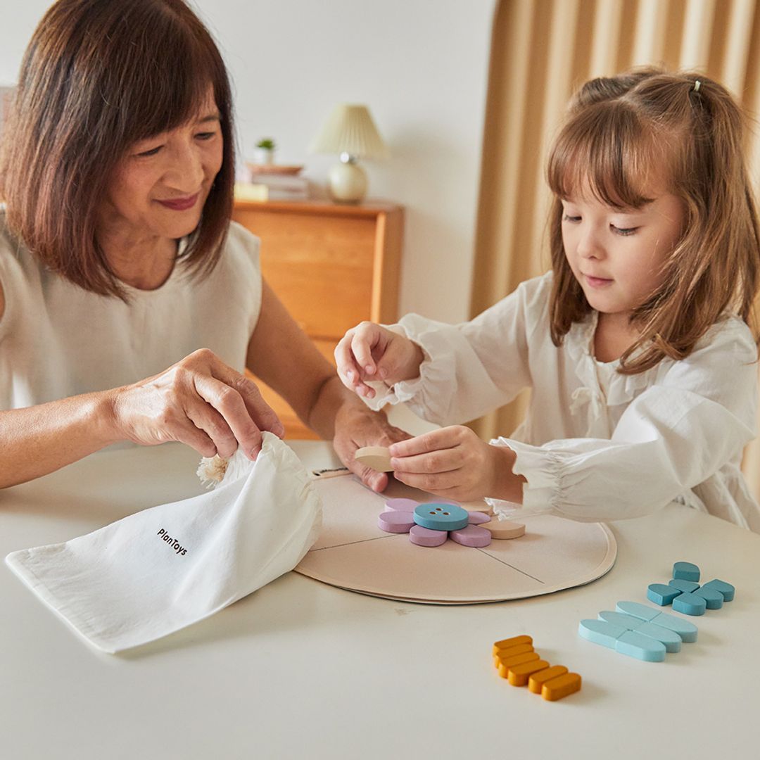 PlanToys Mandala Wooden Pattern Set, 60 Pieces