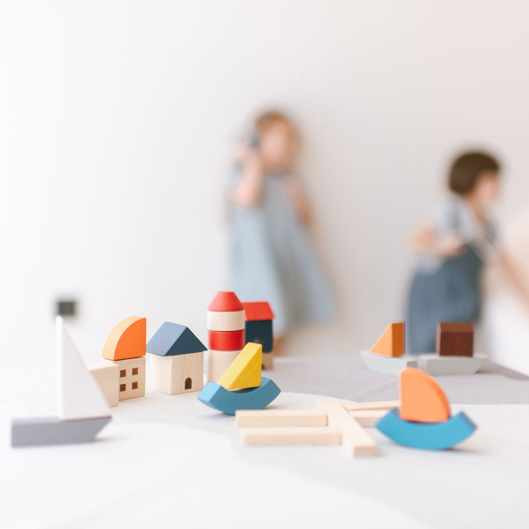 PlanToys Marina Wooden Building Blocks, 27 Pieces