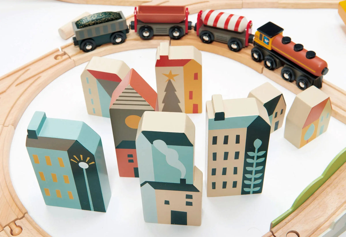 Tender Leaf Mountain View Wooden Train Set