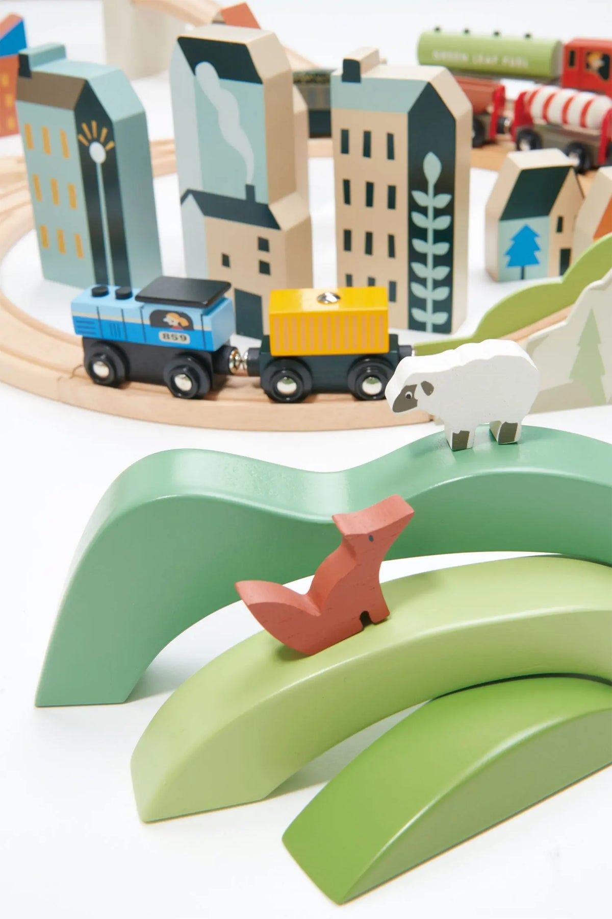 Tender Leaf Mountain View Wooden Train Set