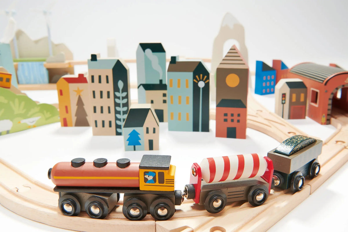 Tender Leaf Mountain View Wooden Train Set