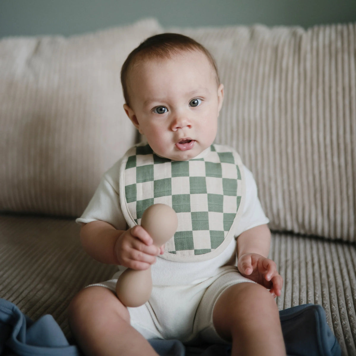 Muslin Bib | Muslin Bib | The Baby Penguin