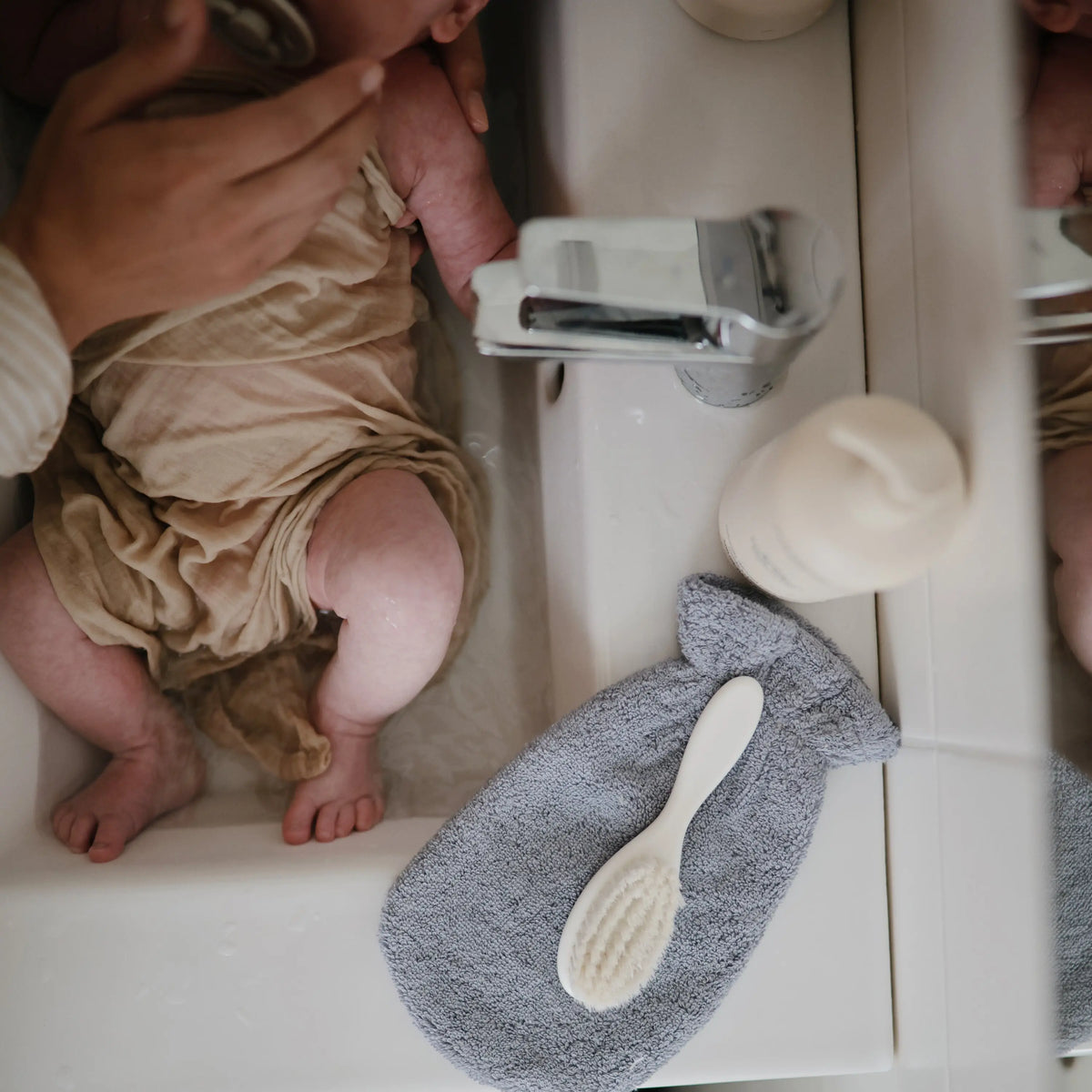 Organic Cotton Bath Mitt | Bath Mitt | The Baby Penguin