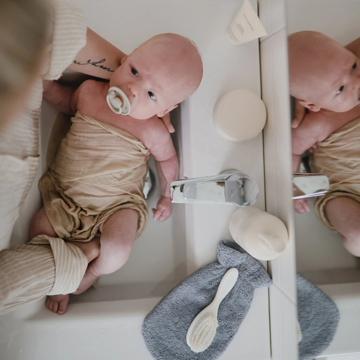 Organic Cotton Bath Mitt | Bath Mitt | The Baby Penguin