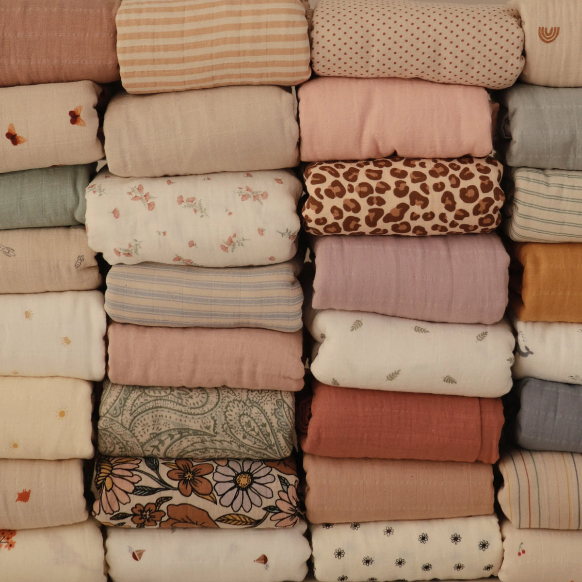 Organic Cotton Muslin Swaddle Blanket | Swaddle | The Baby Penguin