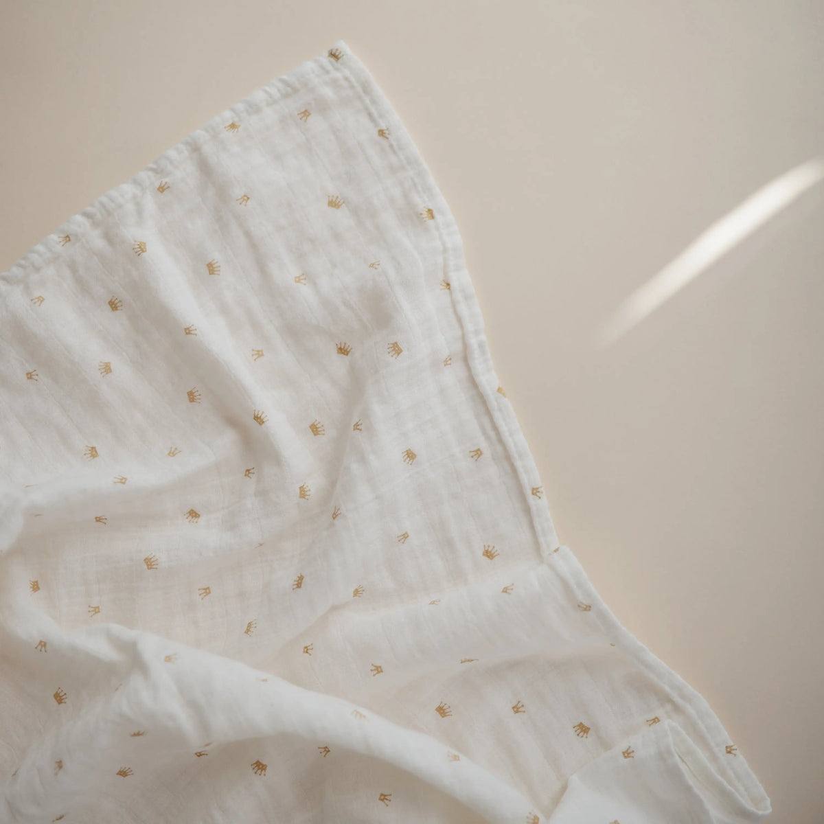 Organic Cotton Muslin Swaddle Blanket | Swaddle | The Baby Penguin