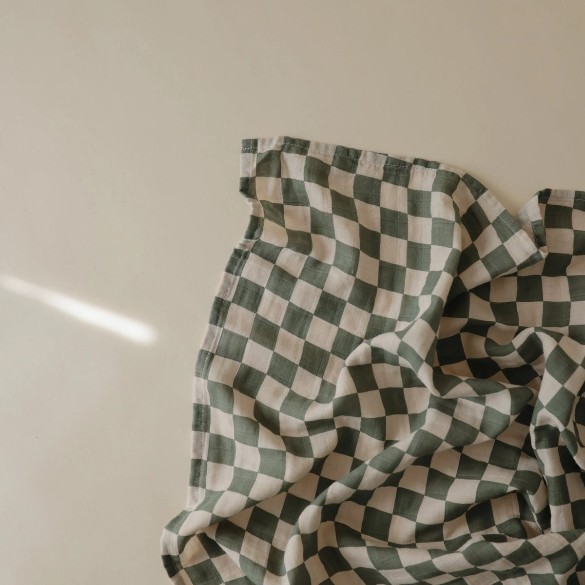 Organic Cotton Muslin Swaddle Blanket | Swaddle | The Baby Penguin