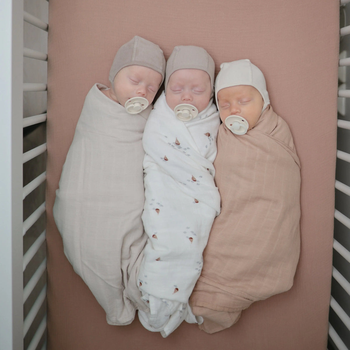 Organic Cotton Muslin Swaddle Blanket | Swaddle | The Baby Penguin