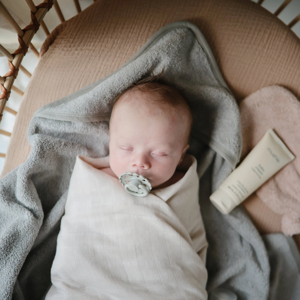 Organic Cotton Muslin Swaddle Blanket | Swaddle | The Baby Penguin