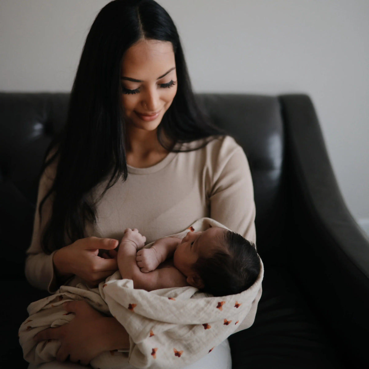 Organic Cotton Muslin Swaddle Blanket | Swaddle | The Baby Penguin