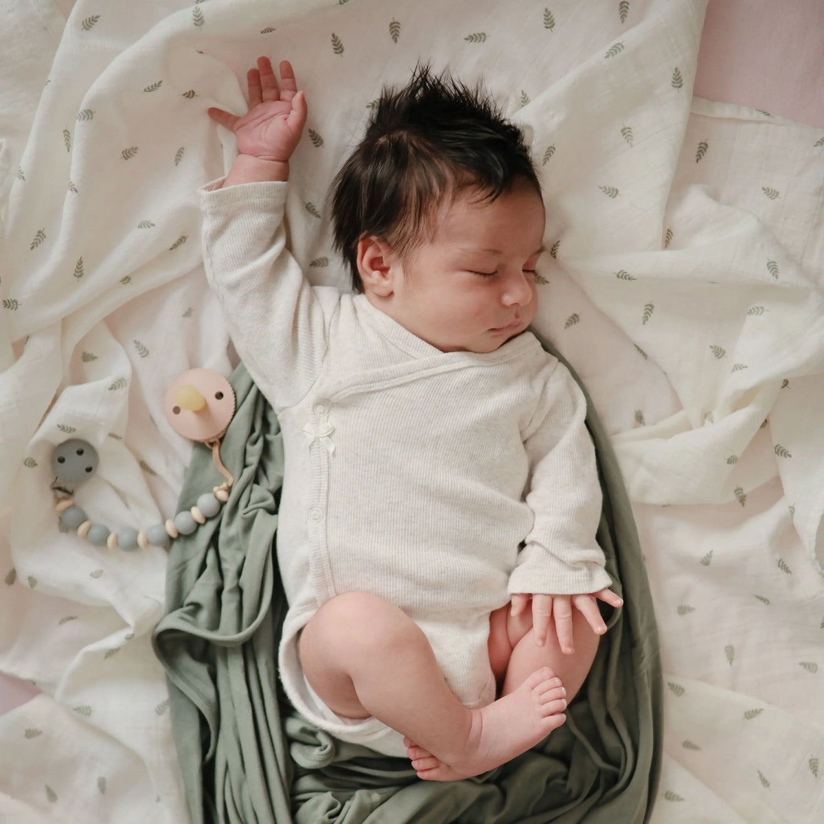 Organic Cotton Muslin Swaddle Blanket | Swaddle | The Baby Penguin