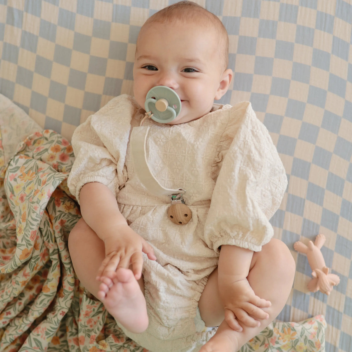 Organic Cotton Muslin Swaddle Blanket | Swaddle | The Baby Penguin