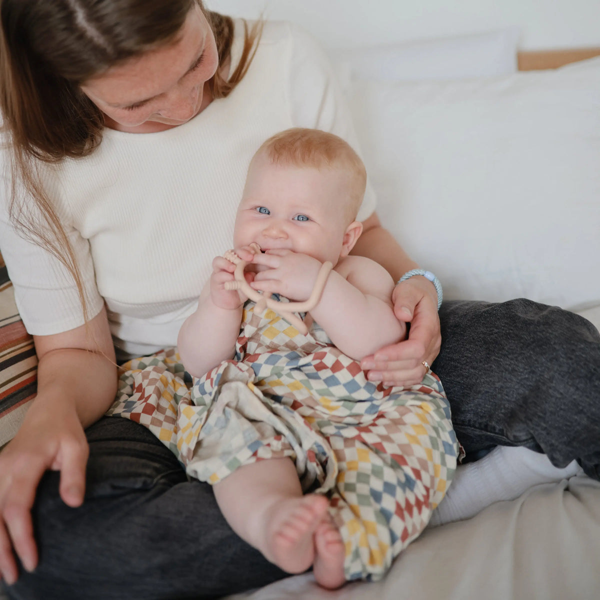 Organic Cotton Muslin Swaddle Blanket | Swaddle | The Baby Penguin