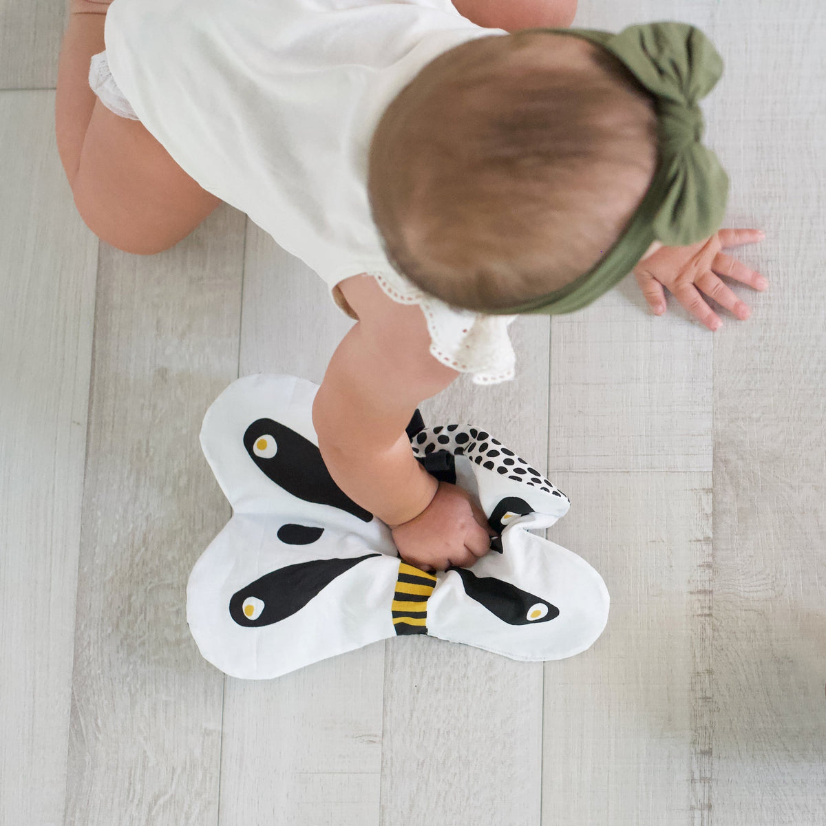 Organic Crinkle Toy - Butterfly - The Baby Penguin