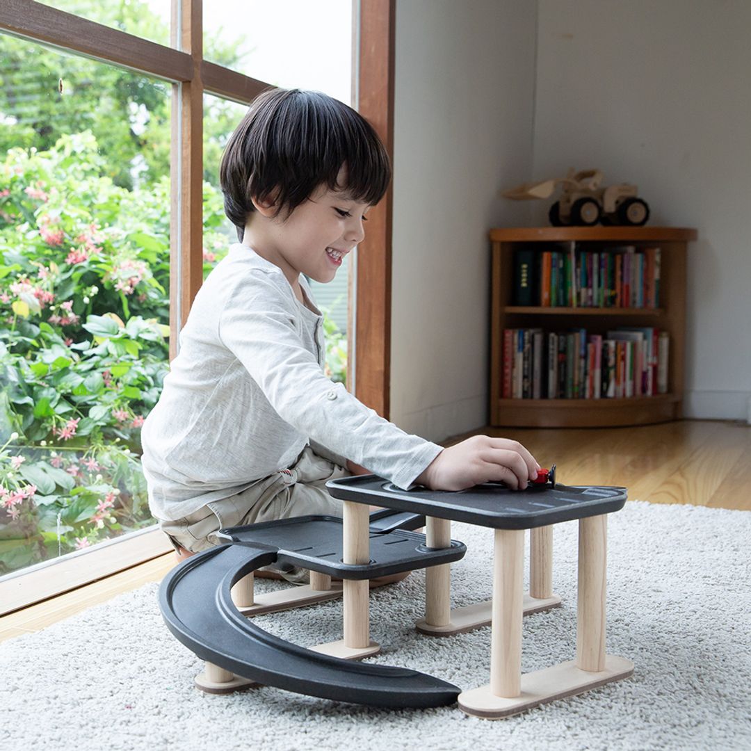 PlanToys Race N Play Wooden Parking Garage