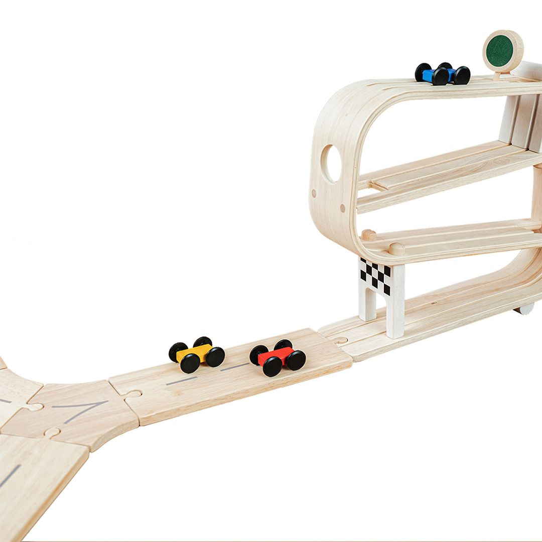PlanToys Wooden Ramp Racer with 3 Cars