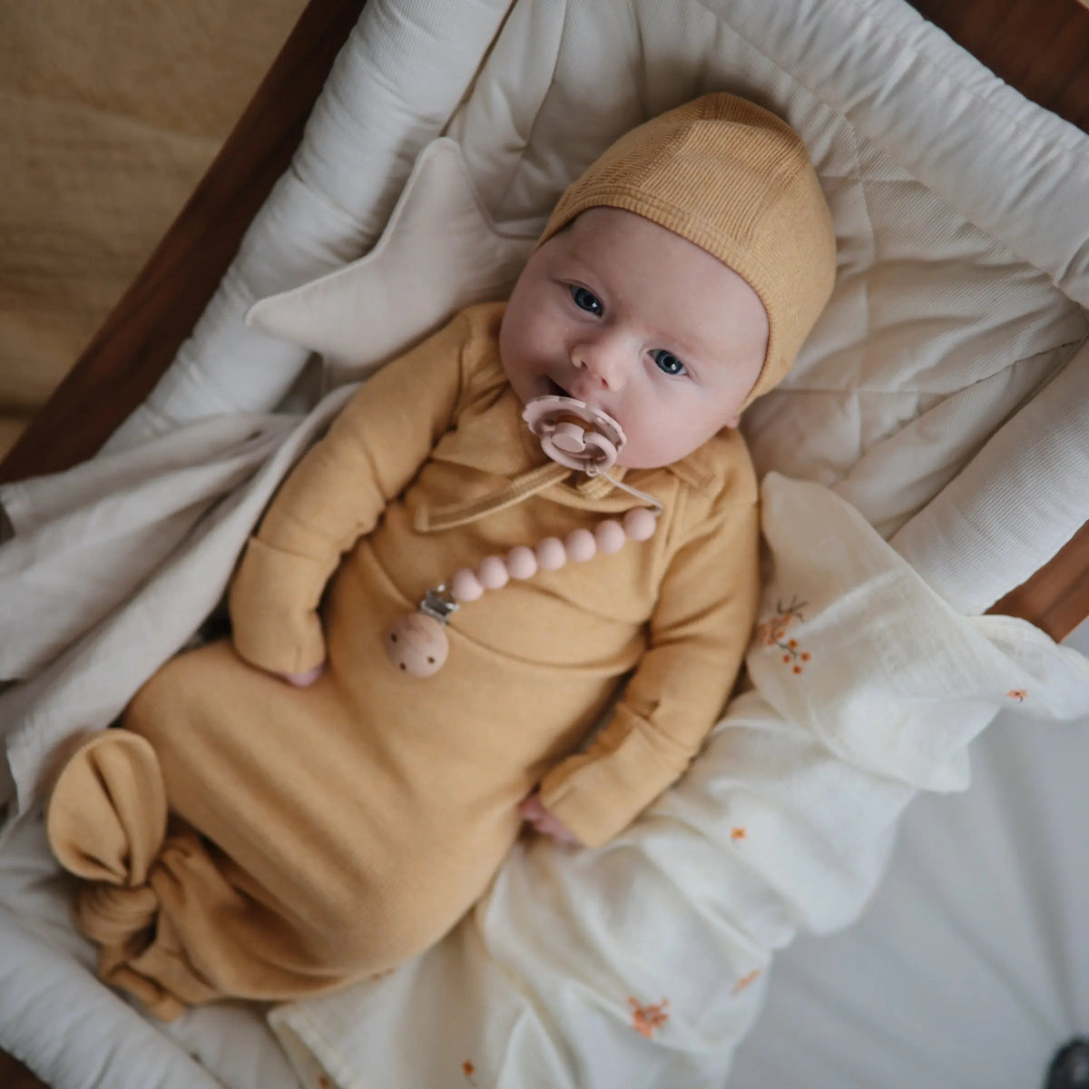 Ribbed Baby Bonnet | Baby Clothes | The Baby Penguin