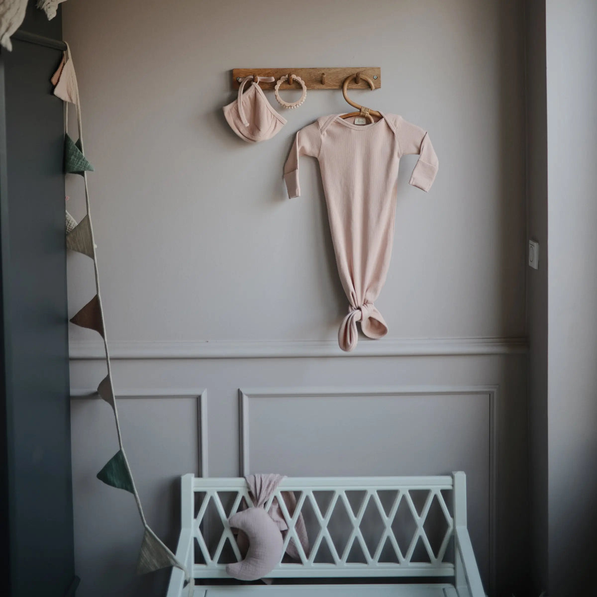 Ribbed Baby Bonnet | Baby Clothes | The Baby Penguin