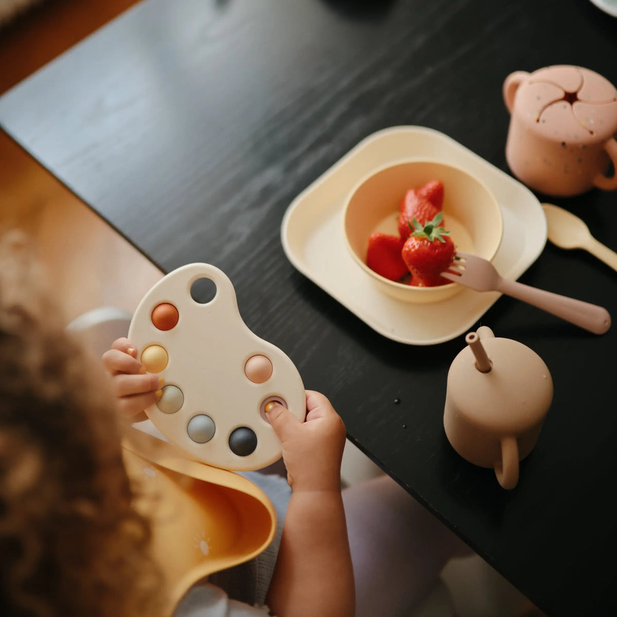 Round Dinnerware Bowl | Dinnerware | The Baby Penguin