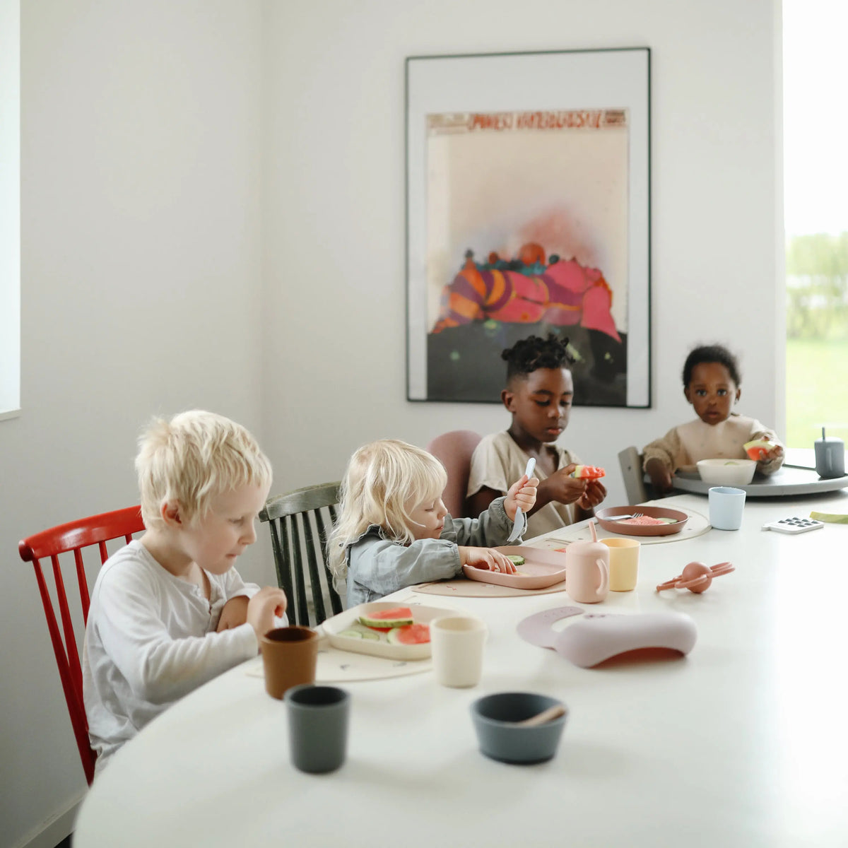Round Dinnerware Plates | Dinnerware | The Baby Penguin