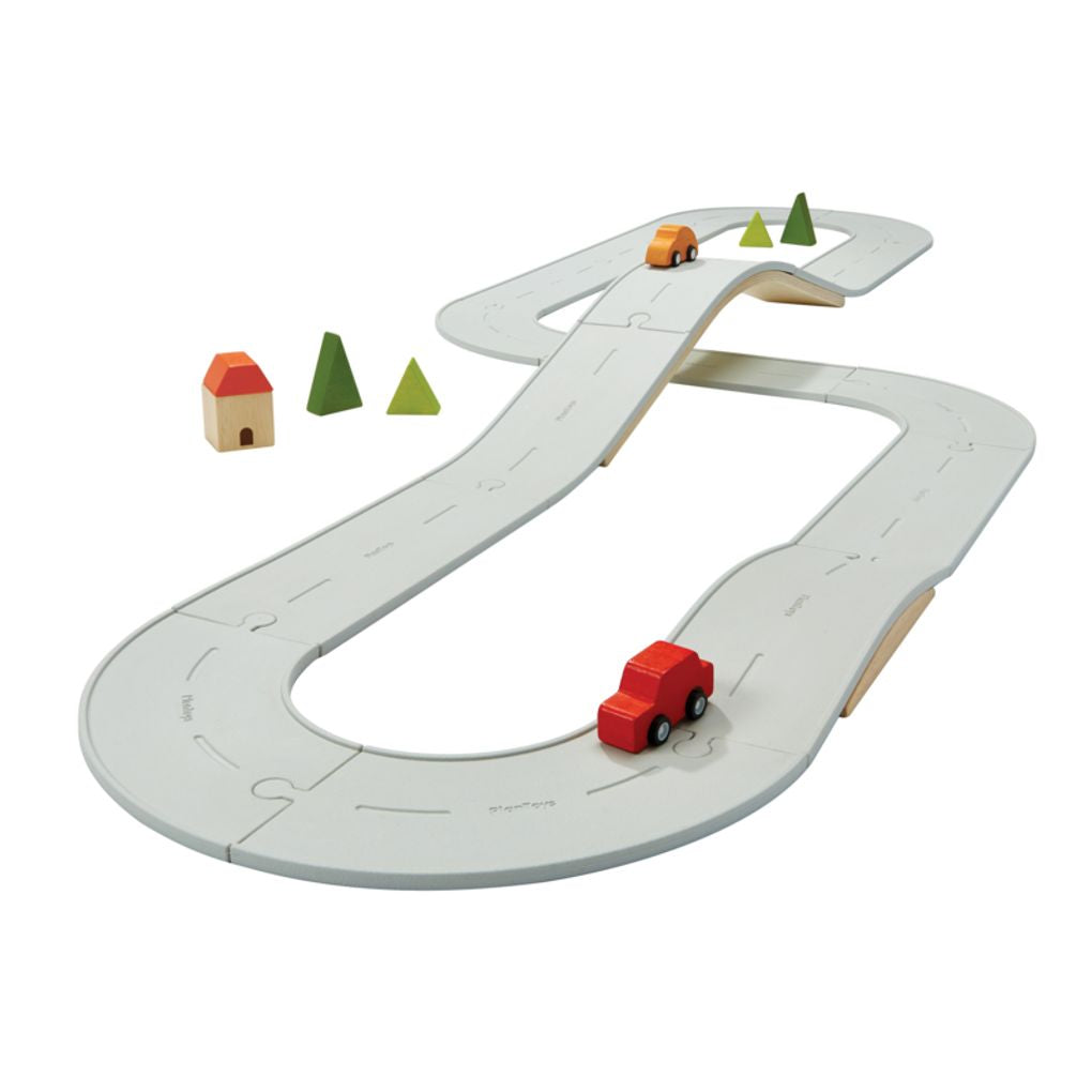 PlanToys Flexible Rubber Road and Rail Set – Large