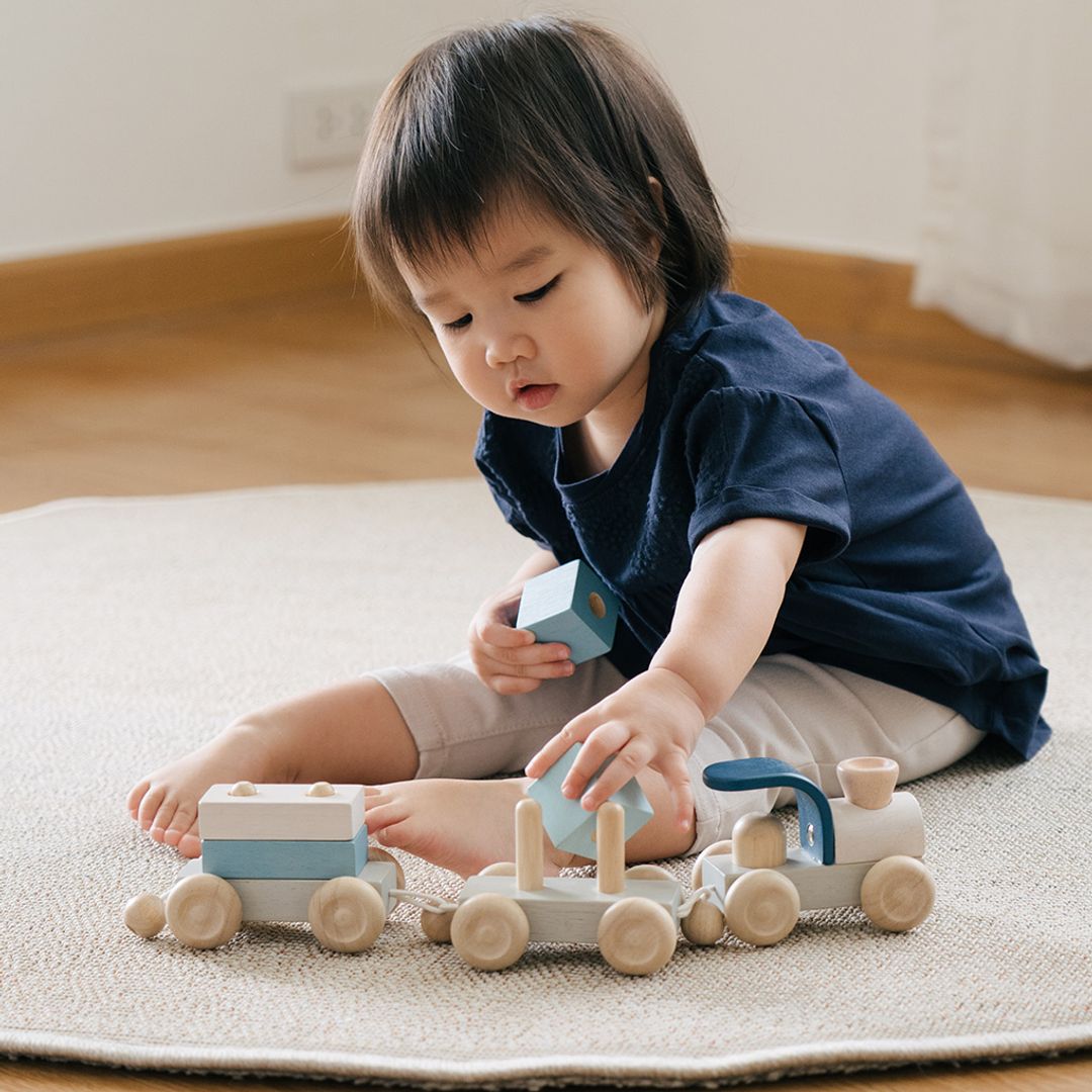 PlanToys Wooden Stacking Train Trio – Orchard